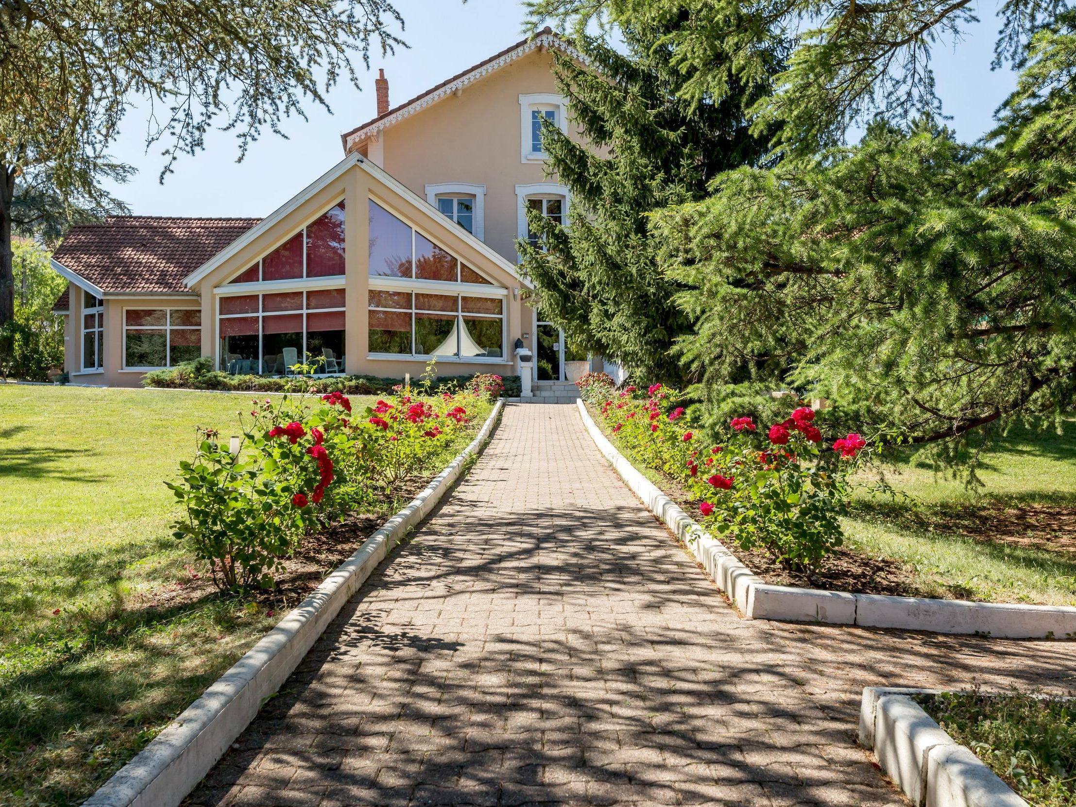 Logis Hotel Les Cedres Bleus Aurec-Sur-Loire エクステリア 写真